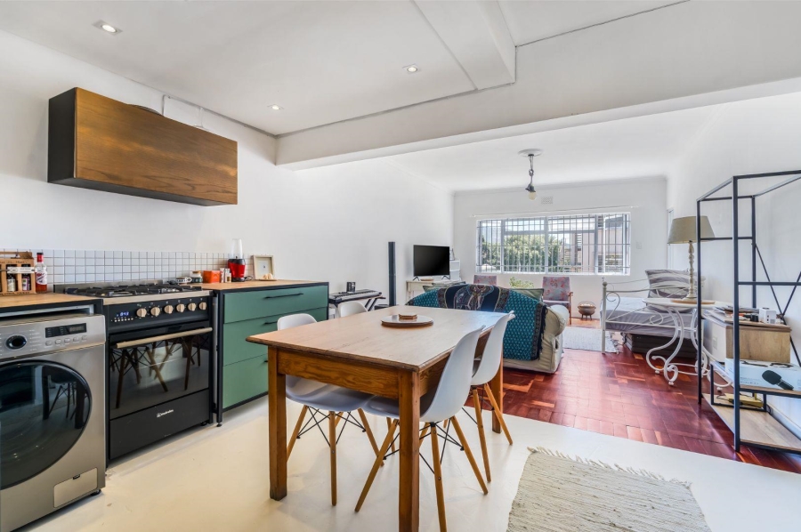 1 Bedroom Property for Sale in Oranjezicht Western Cape